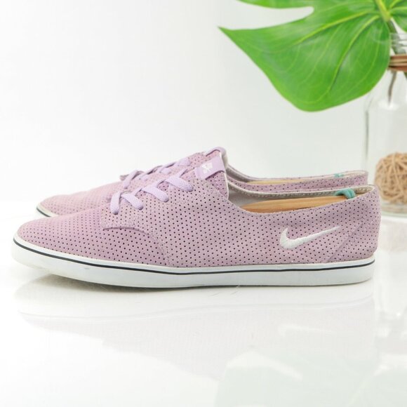 Nike Womens Braata Lite Sneaker Size 8.5 Lavender Purple Perforated Suede Low - Picture 8 of 12